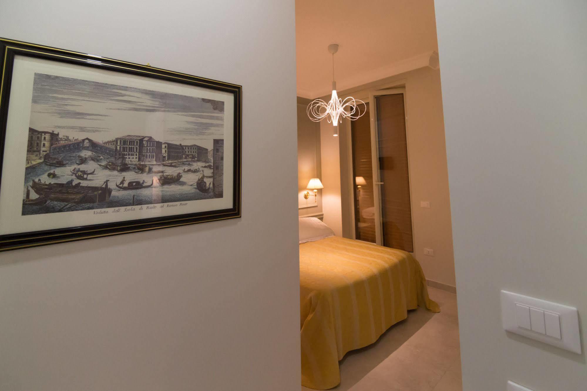 Ruins B&B Ерколано Екстер'єр фото